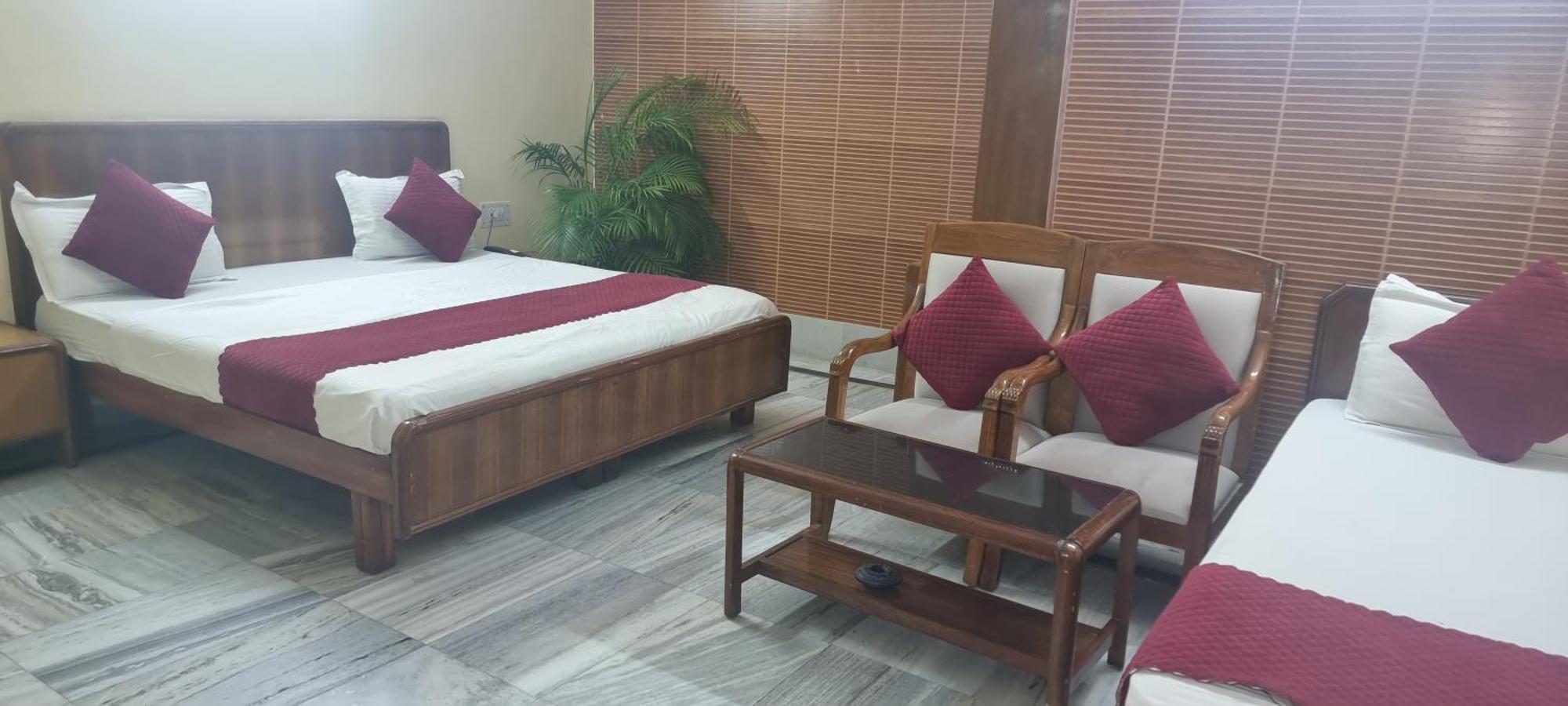 Hotel Har Ki Pauri By Around Stays Haridwār Extérieur photo
