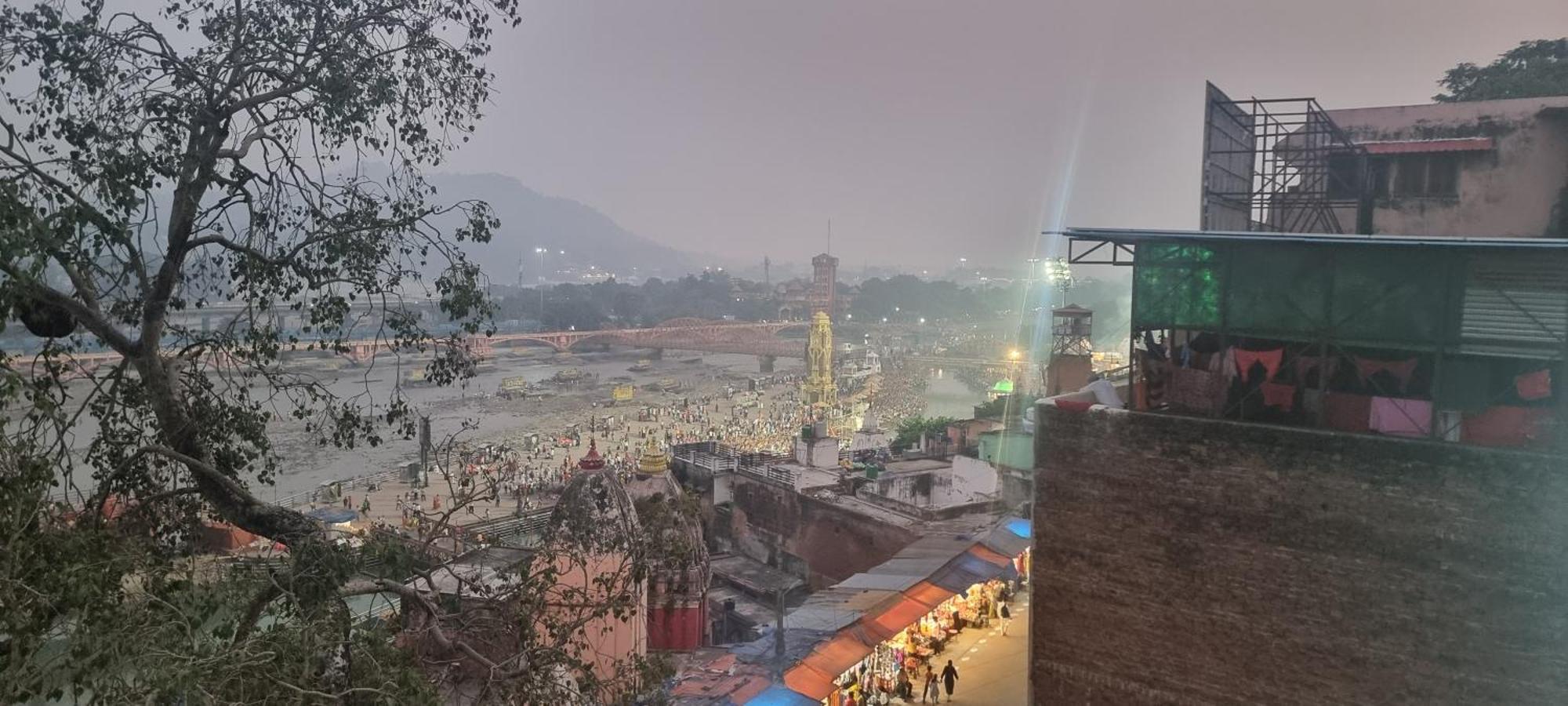 Hotel Har Ki Pauri By Around Stays Haridwār Extérieur photo