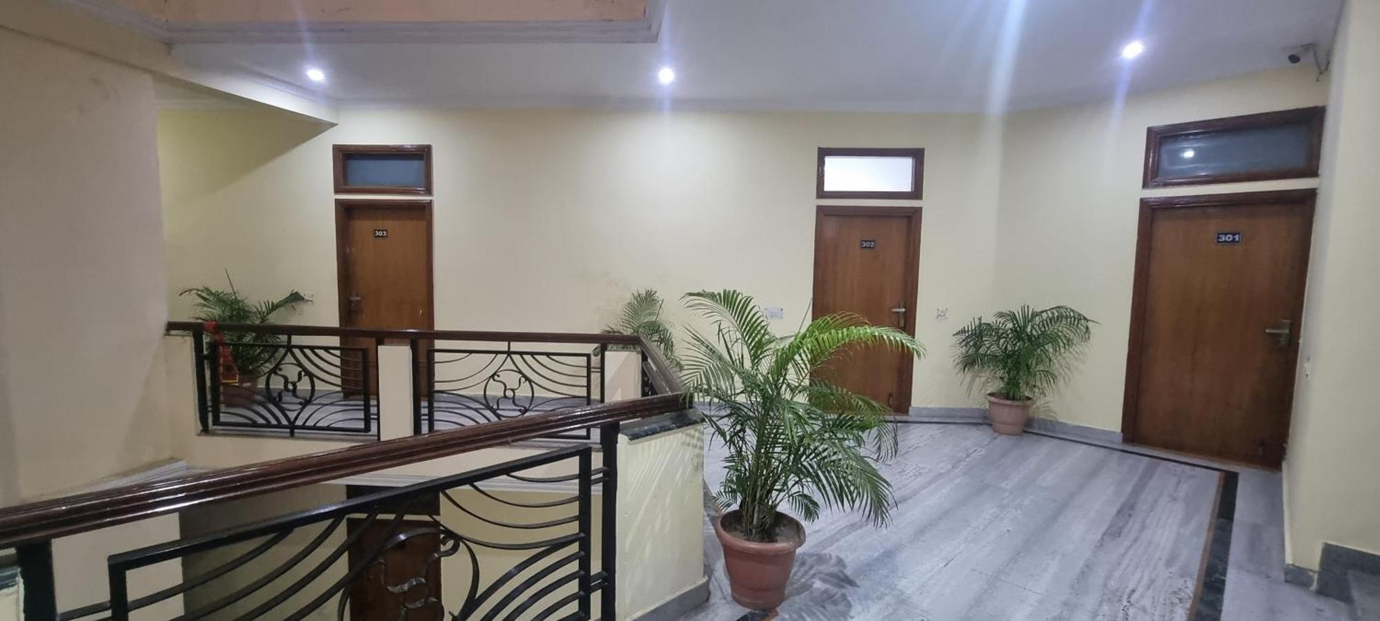 Hotel Har Ki Pauri By Around Stays Haridwār Extérieur photo