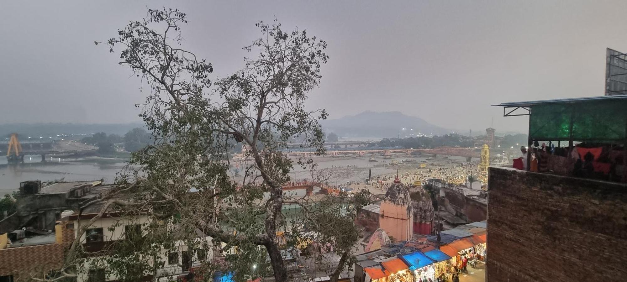 Hotel Har Ki Pauri By Around Stays Haridwār Extérieur photo