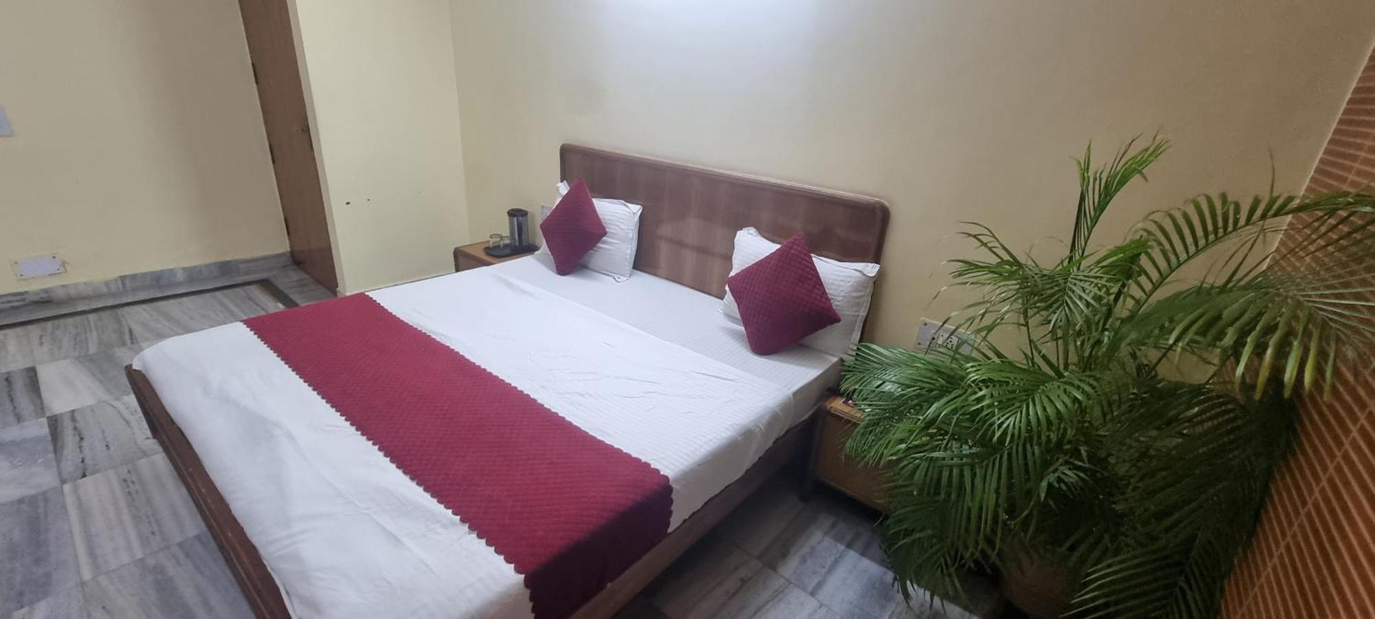 Hotel Har Ki Pauri By Around Stays Haridwār Extérieur photo